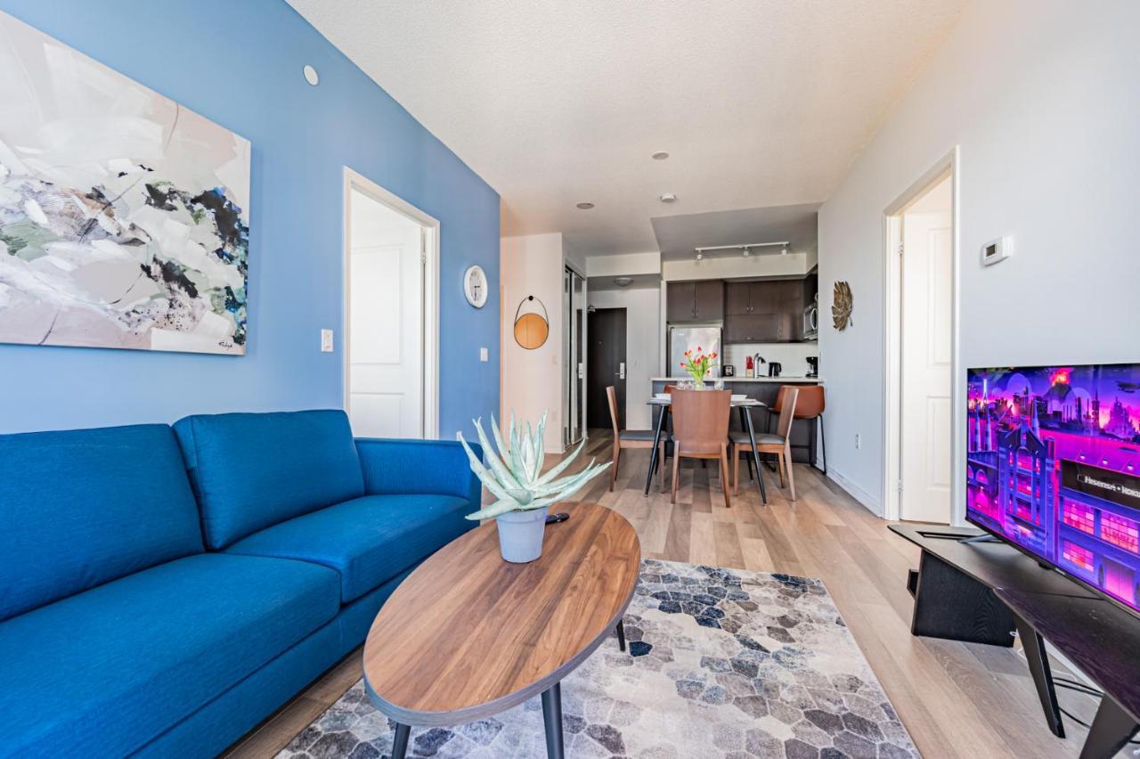 Condo In Parklawn & Lake Shore With Free Parking Close To Airport Toronto Zewnętrze zdjęcie